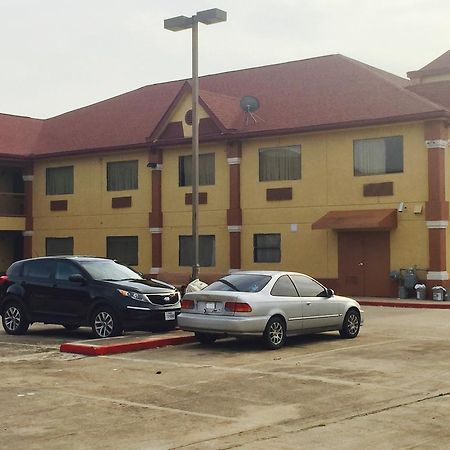 Scottish Inn & Suites Hobby Airport Хюстън Екстериор снимка