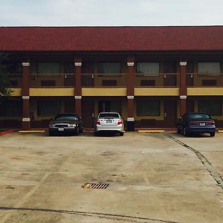 Scottish Inn & Suites Hobby Airport Хюстън Екстериор снимка
