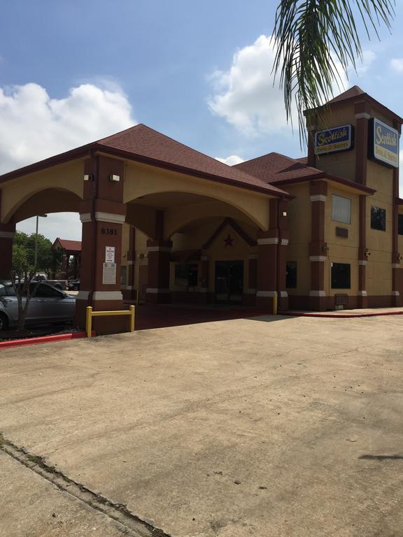 Scottish Inn & Suites Hobby Airport Хюстън Екстериор снимка
